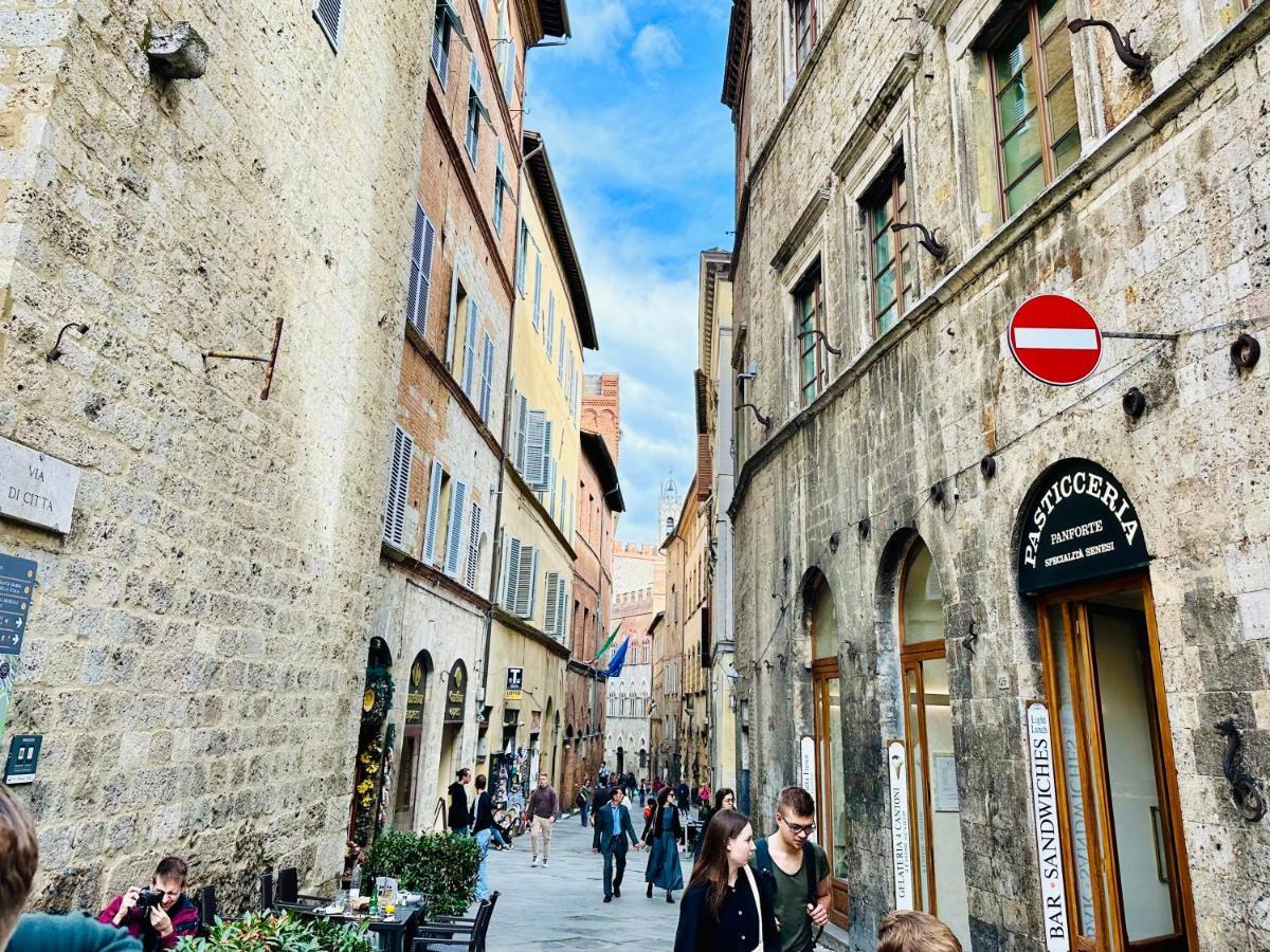 Domus An- Two Bedrooms Apartment -Antique And Historical Home Siena Esterno foto