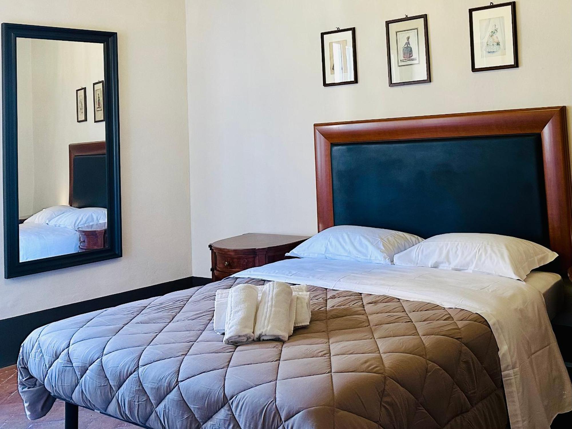 Domus An- Two Bedrooms Apartment -Antique And Historical Home Siena Esterno foto